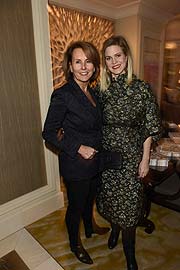 Gitta Gräfin Lambsdorff, Prinzessin Minzi zu Hohenlohe - Jagstberg Fiona_Tan Austellungseröffnung  und Vernissage Blossoms in Transformation" im Mandarin Oriental , Munich in München am 24.01.2018 Agency People Image (c) Michael Tinnefeld